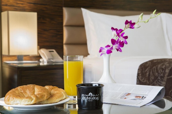 Gateway Hotel image 1